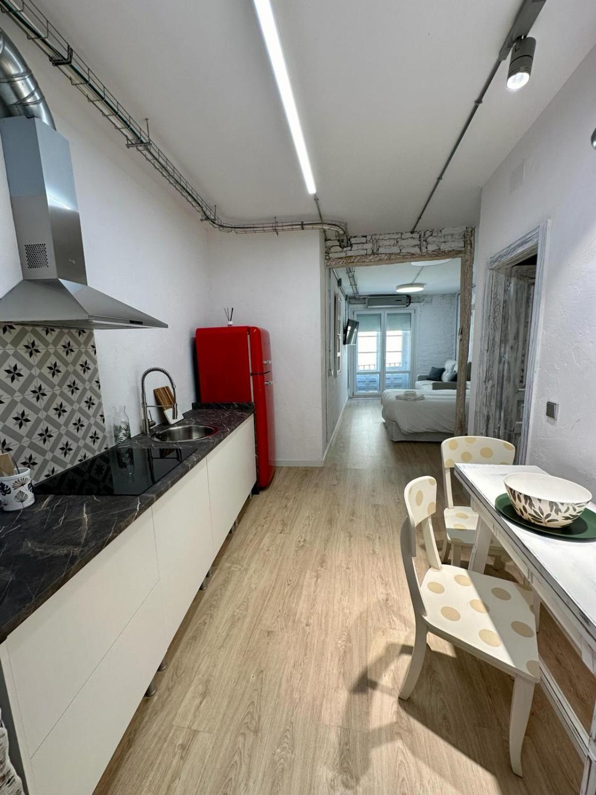 Apartamentos Carolina By Gaiarooms León Eksteriør bilde